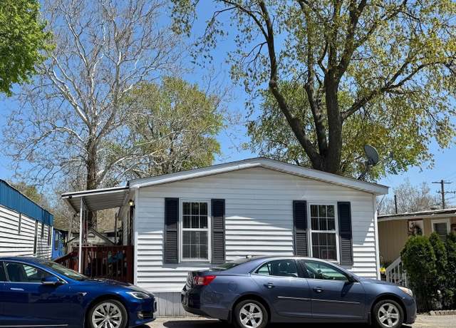 Property at 2993 Curtis St #15, Des Plaines, IL 60018, 2 beds, 1 bath