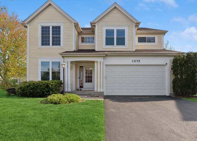 Property at 1575 Sage Ct, Gurnee, IL 60031, 5 beds, 3.5 baths