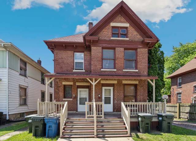 Property at 809 W 4th St, Sterling, IL 61081, 4 beds, 2 baths