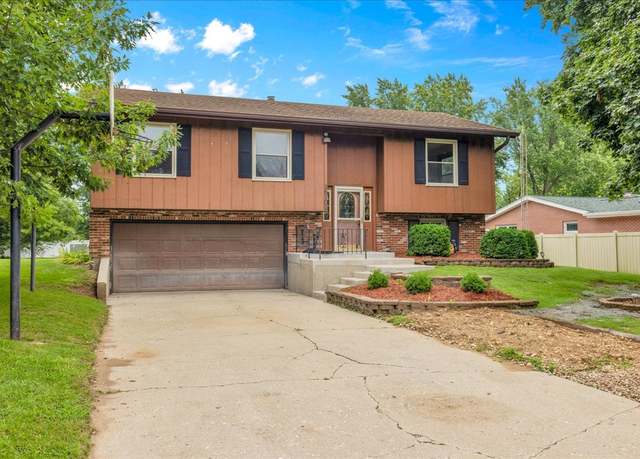 Property at 16101 S Legion Ct, Plainfield, IL 60586, 3 beds, 2 baths