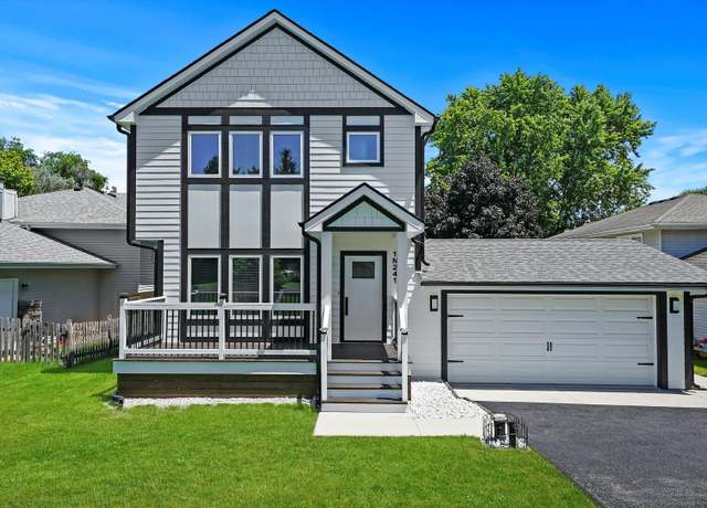 Property at 1N241 Darling St, Carol Stream, IL 60188, 3 beds, 3 baths