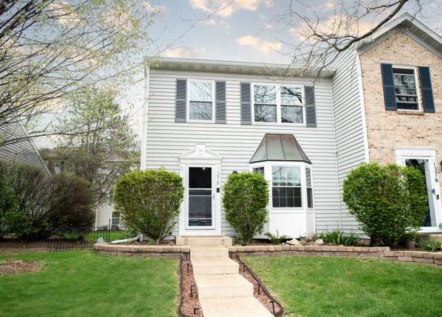 Property at 1378 Arlington Ct, Geneva, IL 60134, 2 beds, 1.5 baths
