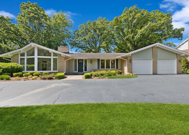 Property at 36 Mockingbird Ln, Oak Brook, IL 60523, 4 beds, 3 baths