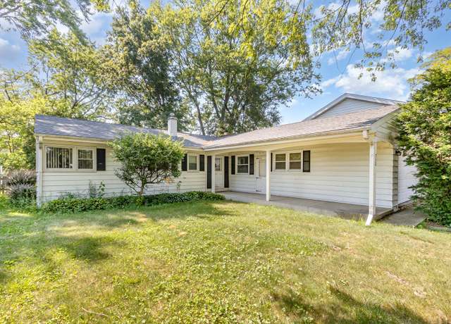Property at 712 Central Park Ave, Flossmoor, IL 60422, 3 beds, 1.5 baths