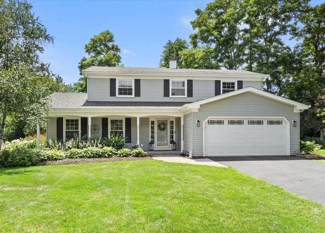Property at 1544 Orth Ct, Wheaton, IL 60189, 4 beds, 2.5 baths