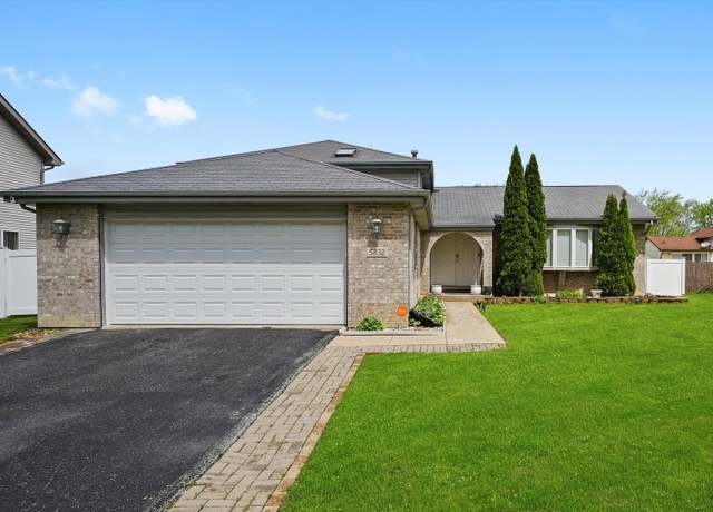 Property at 5832 Kathryn Ln, Matteson, IL 60443, 4 beds, 3 baths