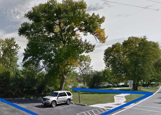 Property at 1 S Lincoln Ave, Carpentersville, IL 60110