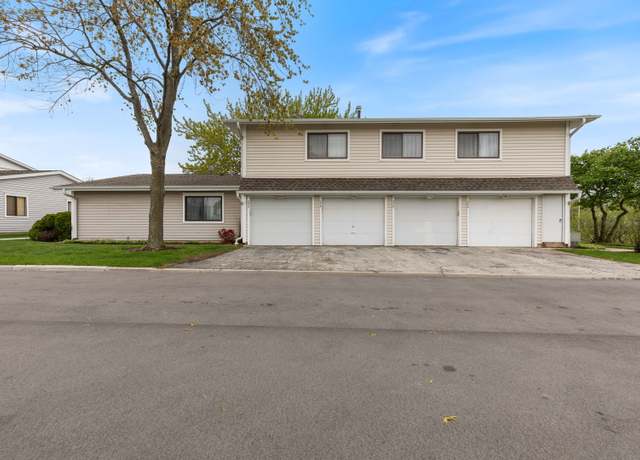 Property at 236 N Waterford Dr, Schaumburg, IL 60194, 2 beds, 1.5 baths