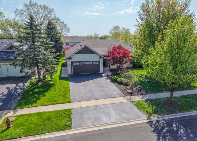 Property at 260 Tanager Dr, Woodstock, IL 60098, 3 beds, 3 baths