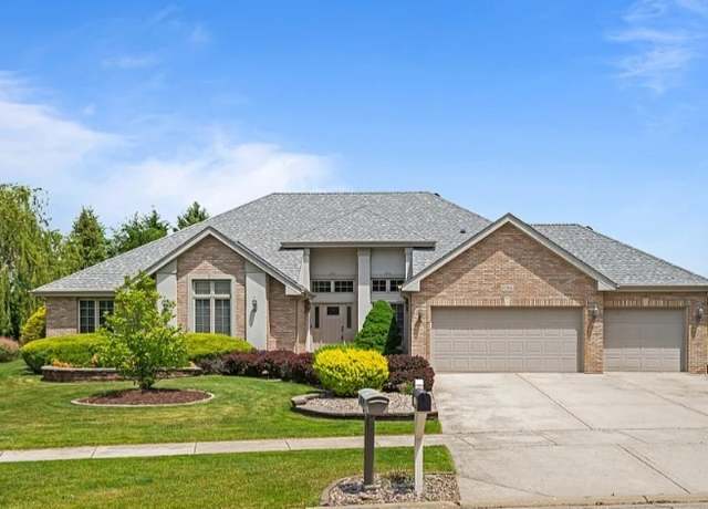 Property at 22351 Autumn Dr, Frankfort, IL 60423, 5 beds, 3.5 baths
