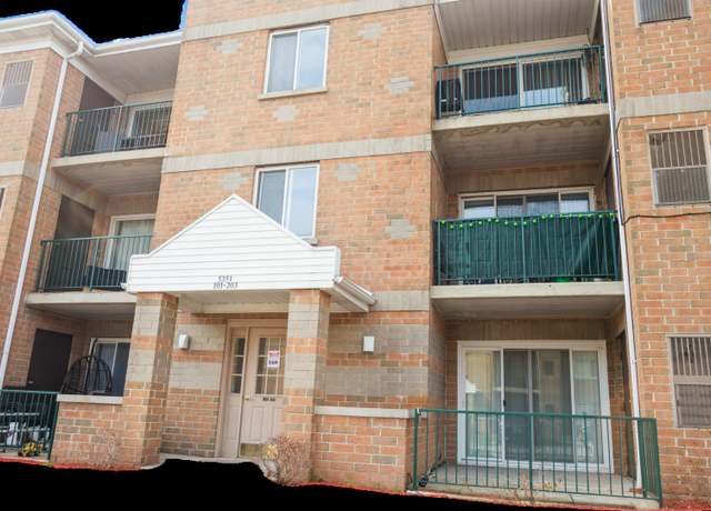 Property at 5351 N East River Rd #101, Chicago, IL 60656, 2 beds, 2 baths