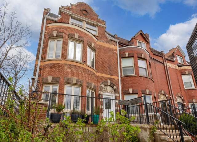 Property at 1500 E Marquette Rd, Chicago, IL 60637, 6 beds, 3.5 baths