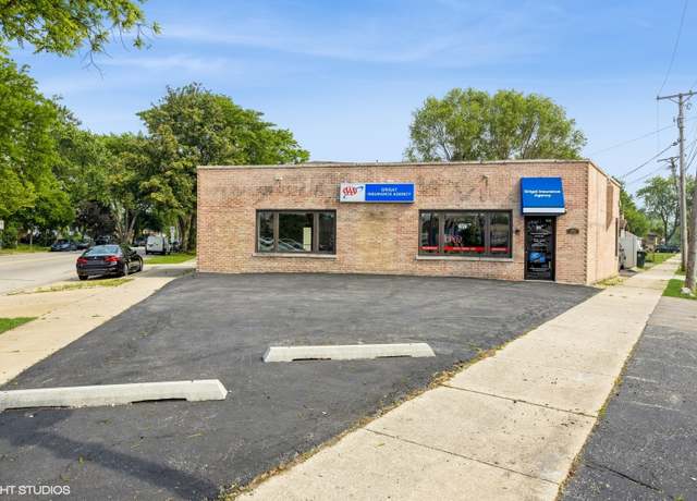 Property at 3100 Grand Blvd, Brookfield, IL 60513