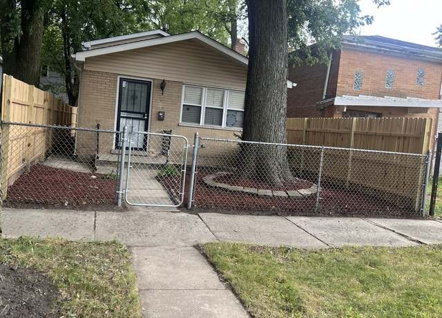 Property at 255 W 117th St, Chicago, IL 60628, 4 beds, 1.5 baths