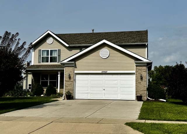 Property at 10927 Braemar Pkwy E, Huntley, IL 60142, 4 beds, 3.5 baths