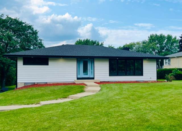 Property at 22W300 Broker Rd, Medinah, IL 60157, 3 beds, 2 baths