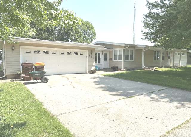 Property at 820 Geraldine Ct, Marengo, IL 60152, 4 beds, 2 baths