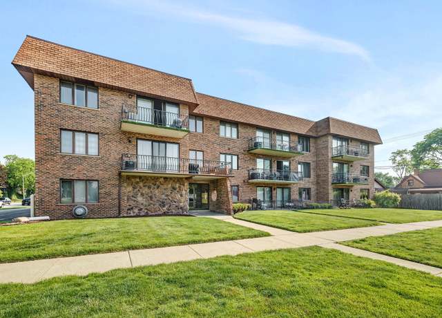 Property at 9535 S Mayfield Ave #203, Oak Lawn, IL 60453, 2 beds, 2 baths