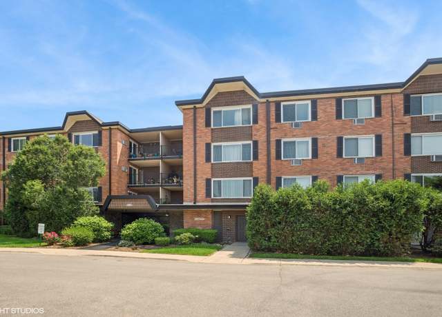 Property at 1217 S Old Wilke Rd #101, Arlington Heights, IL 60005, 2 beds, 2 baths