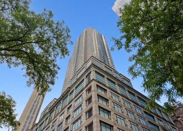 Property at 100 E Huron St #2804, Chicago, IL 60611, 3 beds, 2.5 baths