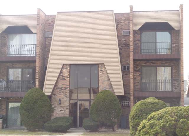 Property at 7318 Blackstone Ave #17, Justice, IL 60458, 2 beds, 1 bath