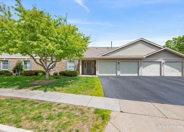 Property at 1023 Berkshire Ct Unit D, Elgin, IL 60120, 2 beds, 2 baths