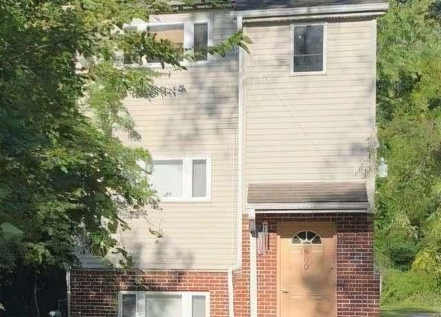 Property at 800 Sangamon St, Chicago Heights, IL 60411, 8 beds, 6 baths