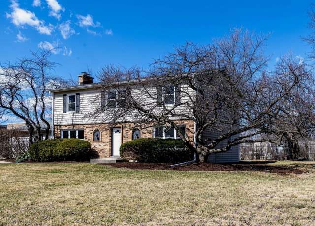 Property at 22W046 Mccormick Ave, Glen Ellyn, IL 60137, 4 beds, 2.5 baths