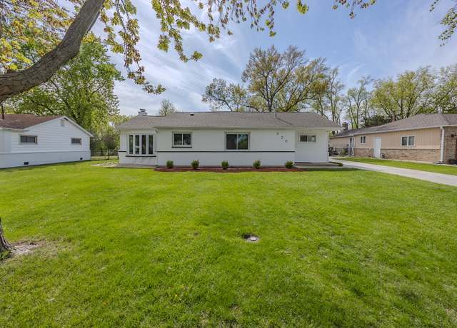 Property at 620 Ashland St, Hoffman Estates, IL 60169, 3 beds, 2.5 baths