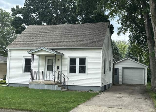 Property at 1506 17th Ave, Sterling, IL 61081, 2 beds, 1 bath