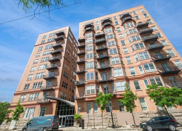 Property at 500 S Clinton St #840, Chicago, IL 60607, 2 beds, 2 baths