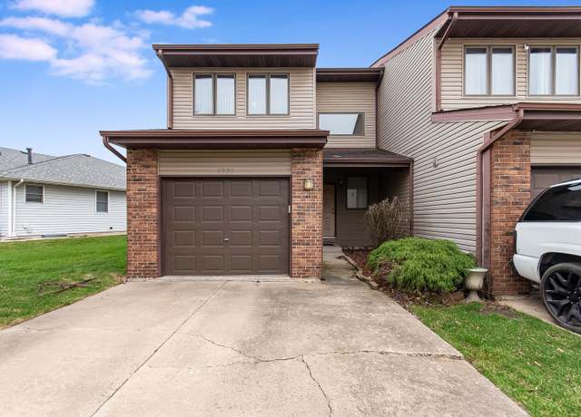 Property at 2501 Red Oak Trl, Crest Hill, IL 60403, 3 beds, 1.5 baths