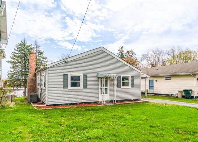 Property at 151 Lakewood Dr, Antioch, IL 60002, 3 beds, 1 bath