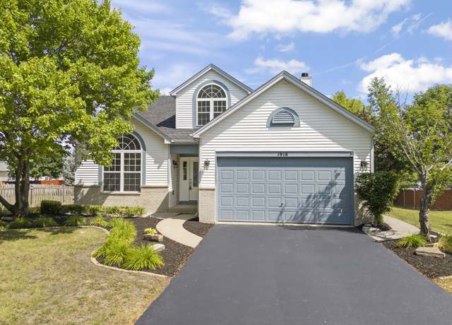Property at 1918 Prairie Ridge Ct, Plainfield, IL 60586, 4 beds, 2.5 baths