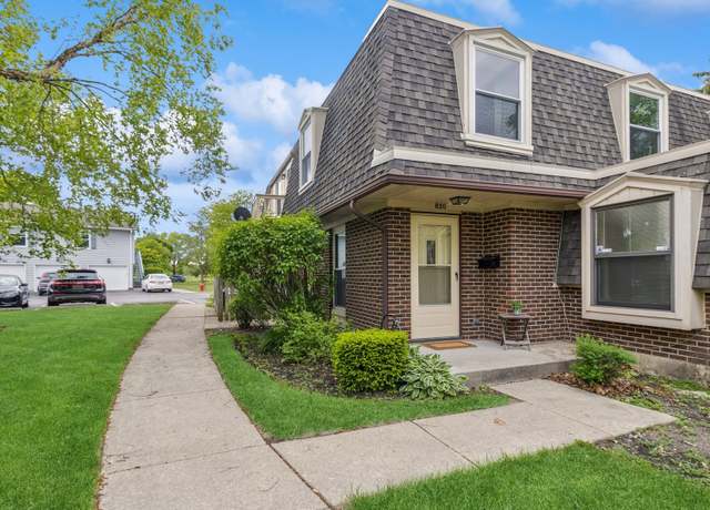 Property at 820 Pahl Rd Unit U11, Elk Grove Village, IL 60007, 2 beds, 1.5 baths