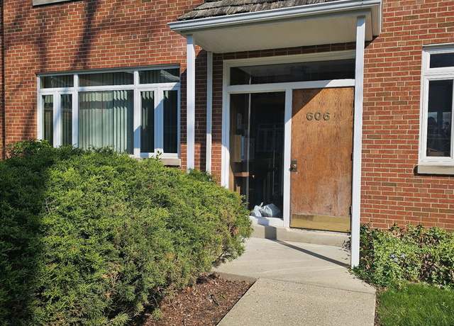 Property at 606 Green Bay Rd Unit 2A, Glencoe, IL 60022, 2 beds, 1 bath