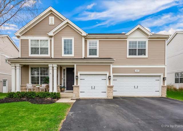 Property at 10707 Mayfield Ln, Huntley, IL 60142, 4 beds, 2.5 baths
