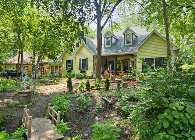 Property at 2S720 Nelson Lake Rd, Batavia, IL 60510, 6 beds, 4 baths