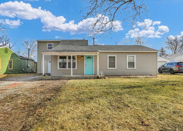 Property at 1714 Parkside Ter, Champaign, IL 61821, 4 beds, 2 baths