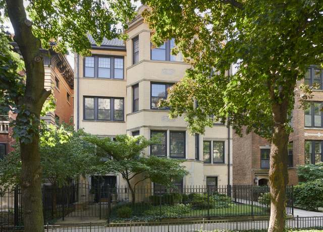 Property at 635 W Sheridan Rd #3, Chicago, IL 60613, 3 beds, 2 baths