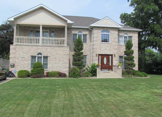 Property at 3101 Central Rd, Glenview, IL 60025, 4 beds, 4.5 baths
