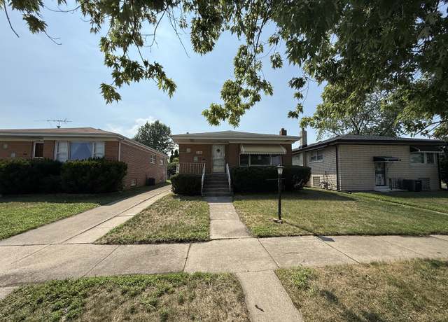 Property at 530 Bensley Ave, Calumet City, IL 60409, 3 beds, 1.5 baths