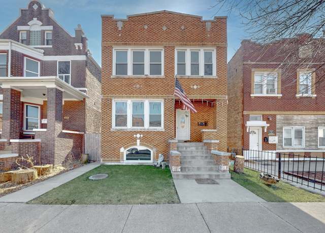 Property at 7549 W 62nd St, Summit, IL 60501, 6 beds, 2 baths
