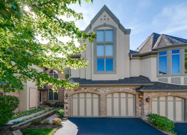 Property at 1576 S Kembley Ave, Palatine, IL 60067, 4 beds, 3.5 baths