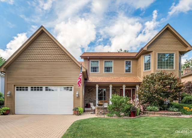 Property at 590 Redwood Ln, Lisle, IL 60532, 4 beds, 3.5 baths