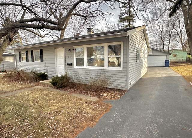 Property at 2105 N Grove Ave, Waukegan, IL 60085, 3 beds, 1 bath