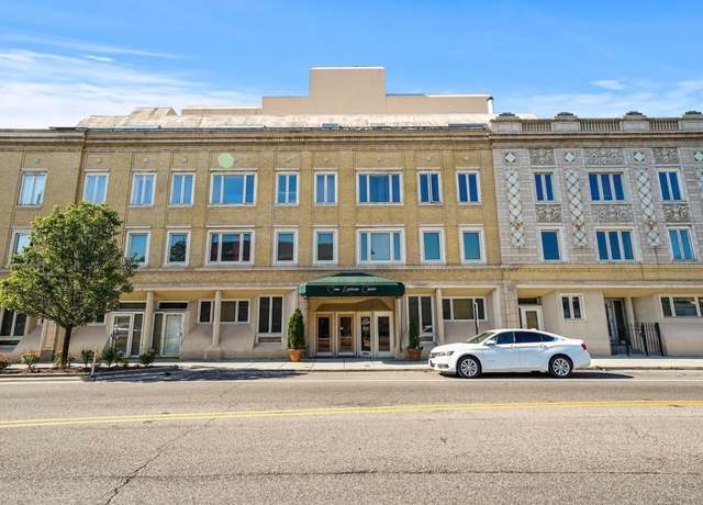 Property at 6337 Roosevelt Rd #408, Berwyn, IL 60402, 2 beds, 1.5 baths