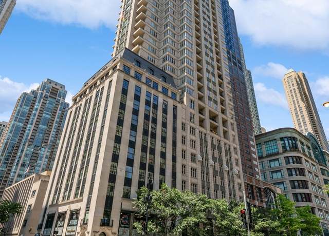 Property at 118 E Erie St Unit 21D, Chicago, IL 60611, 1 bed, 1.5 baths