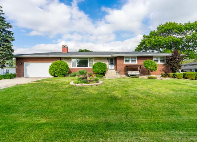 Property at 6840 157th St, Tinley Park, IL 60477, 4 beds, 2 baths