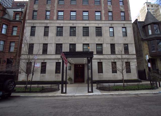 Property at 73 E Elm St Unit 1B, Chicago, IL 60611, 2 beds, 1 bath